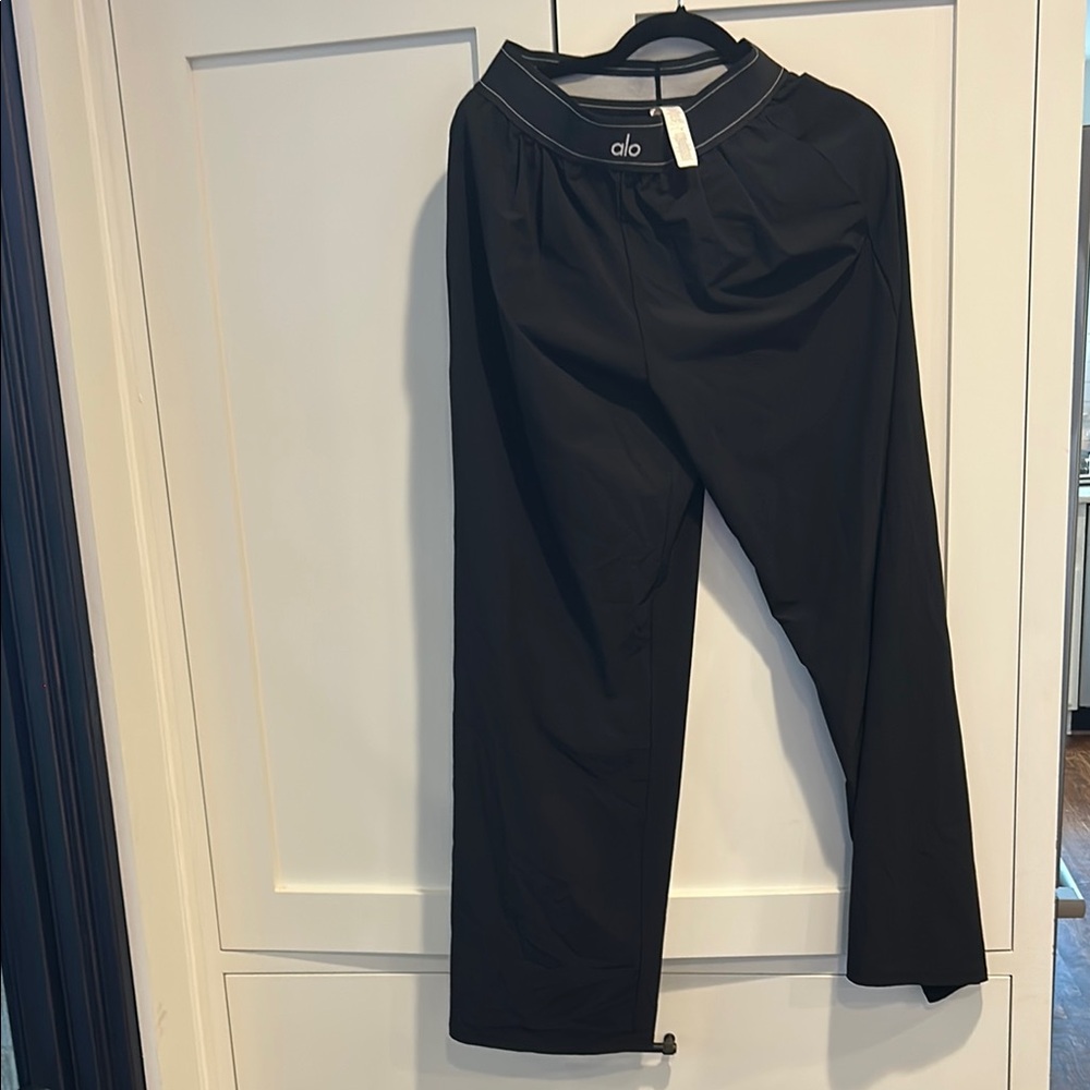 ALO Yoga Suit Up Trouser Pants, Sz S
